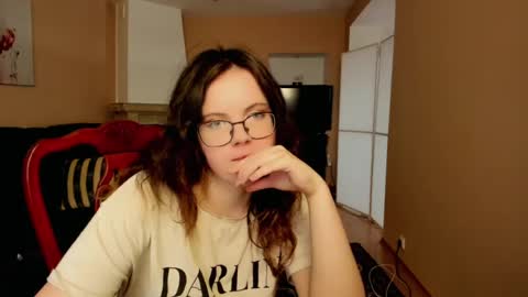 Snapshot of naomi_di chatting on 13, 6, 2026 naomi_di online show from 13, 6, 2026