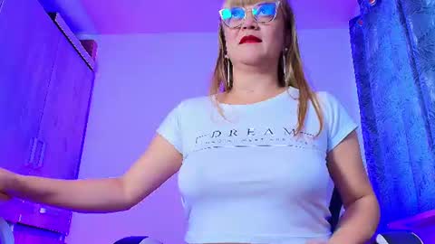 Snapshot of naomi_diamond_ chatting on 11, 7, 2026 Naomi online show from 11, 7, 2026