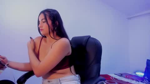 Naomi Doll online show from 24, 9, 2025