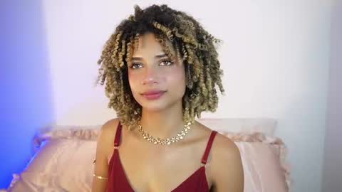 Snapshot of naomidawsonn chatting on 25, 6, 2026 naomidawson online show from 25, 6, 2026