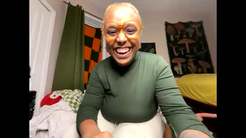 Naomigiirl6 online show from 2, 1, 2025