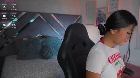 Snapshot of naomigray__ chatting on 8, 7, 2026 Naomi-Gray online show from 8, 7, 2026