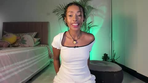 Naomii online show from 19, 11, 2025