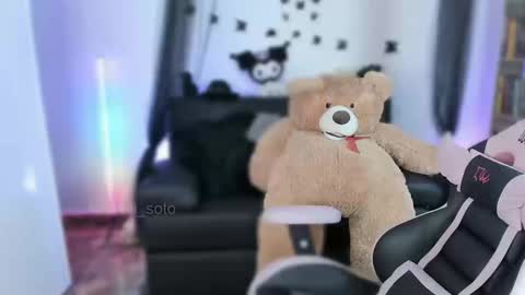 Naomi online show from 18, 3, 2026