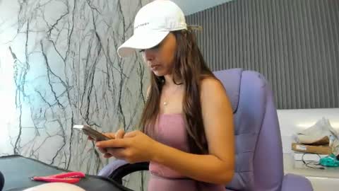 Naomis online show from 14, 6, 2026