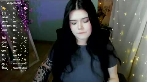 Snapshot of naomivibes chatting on 24, 4, 2026 Naomi online show from 24, 4, 2026