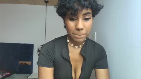 Snapshot of naomy__smith__ chatting on 25, 2, 2026 N A O M Y online show from 25, 2, 2026