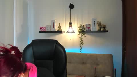 Snapshot of naomy_stanley chatting on 1, 3, 2026 Naomy Stanley online show from 1, 3, 2026