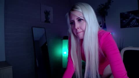 Snapshot of nastasya_cute chatting on 7, 12, 2024 Nastya online show from 7, 12, 2024