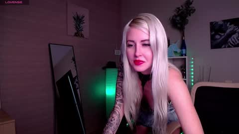 Snapshot of nastasya_cute chatting on 13, 1, 2025 Nastya online show from 13, 1, 2025