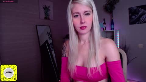 Snapshot of nastasya_cute chatting on 17, 1, 2025 Nastya online show from 17, 1, 2025