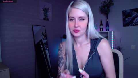 Snapshot of nastasya_cute chatting on 23, 1, 2025 Nastya online show from 23, 1, 2025
