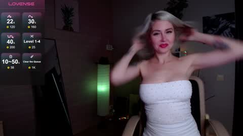 Snapshot of nastasya_cute chatting on 27, 1, 2025 Nastya online show from 27, 1, 2025