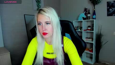 Snapshot of nastasya_cute chatting on 22, 9, 2025 Nastya online show from 22, 9, 2025