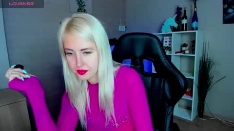 Snapshot of nastasya_cute chatting on 2, 10, 2025 Nastya online show from 2, 10, 2025