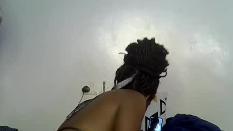 Snapshot of nasti_petite chatting on 23, 2, 2025 nasti_petite online show from 23, 2, 2025