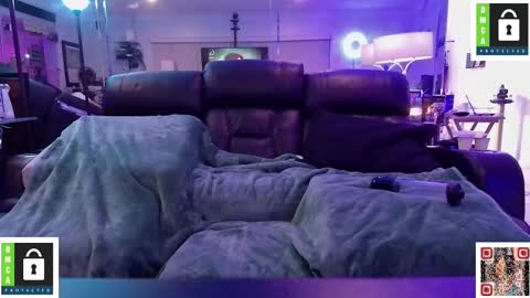 Snapshot of nastypartycple9880 chatting on 12, 1, 2025 NastyPartyCouple online show from 12, 1, 2025