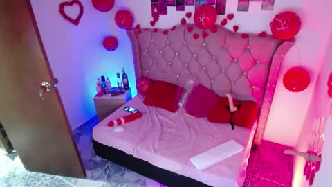 nat_evans8 online show from 15, 2, 2026