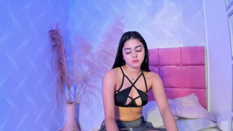 Naty  online show from 18, 2, 2025