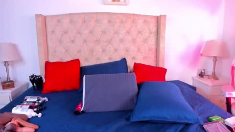 Snapshot of natalia_collinslim chatting on 30, 9, 2025 Natalia online show from 30, 9, 2025