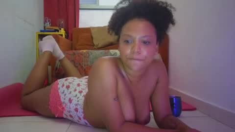 Snapshot of natalia_curlyx chatting on 5, 5, 2026 natalia_curlyx online show from 5, 5, 2026