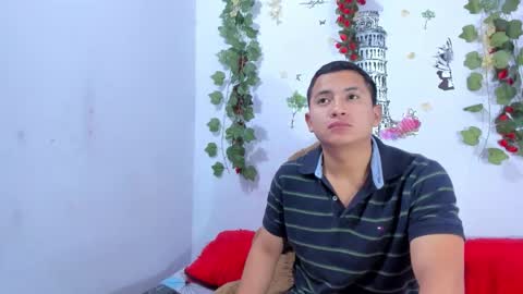 nataliaandjulliam online show from 3, 2, 2026