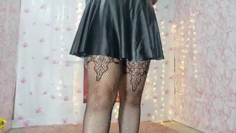 nataliavela online show from 3, 11, 2025