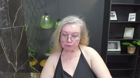 Snapshot of natalicloud chatting on 3, 12, 2024 NataliCloud online show from 3, 12, 2024