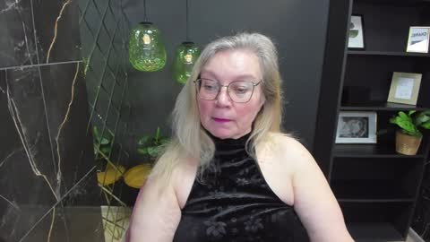 Snapshot of natalicloud chatting on 10, 12, 2024 NataliCloud online show from 10, 12, 2024