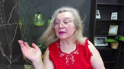 Snapshot of natalicloud chatting on 24, 12, 2024 NataliCloud online show from 24, 12, 2024