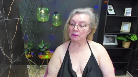 Snapshot of natalicloud chatting on 28, 12, 2024 NataliCloud online show from 28, 12, 2024