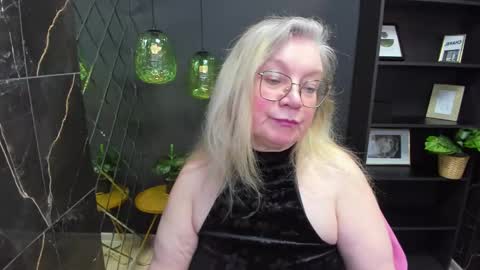 Snapshot of natalicloud chatting on 17, 1, 2025 NataliCloud online show from 17, 1, 2025