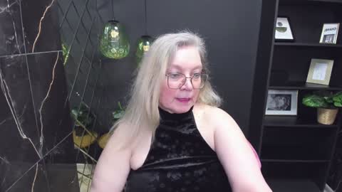 Snapshot of natalicloud chatting on 8, 2, 2025 NataliCloud online show from 8, 2, 2025