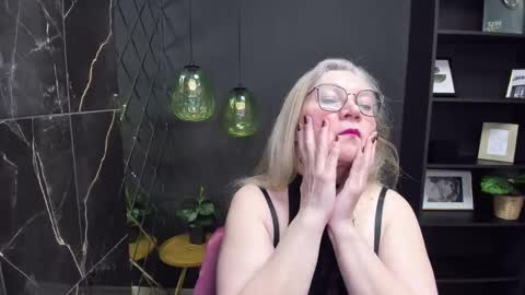Snapshot of natalicloud chatting on 23, 2, 2025 NataliCloud online show from 23, 2, 2025