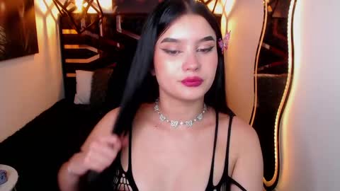 natalie  online show from 11, 4, 2026