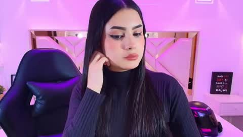 Snapshot of natalie_loffreda chatting on 17, 7, 2026 natalie online show from 17, 7, 2026