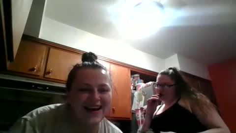 Snapshot of nataliedays chatting on 15, 1, 2025 Natalie online show from 15, 1, 2025