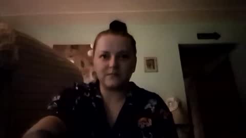 Snapshot of nataliedays chatting on 18, 10, 2025 Natalie online show from 18, 10, 2025