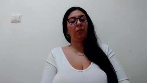 Snapshot of natally565656 chatting on 18, 10, 2025 natally online show from 18, 10, 2025