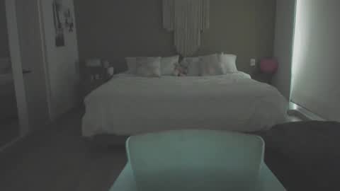 Snapshot of nataly_05 chatting on 16, 11, 2025 anatalybee online show from 16, 11, 2025