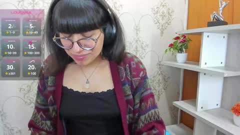 N A T A L Y online show from 31, 1, 2025