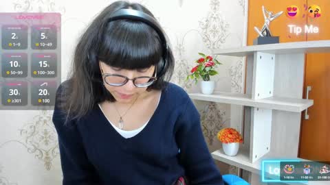 N A T A L Y online show from 8, 2, 2025