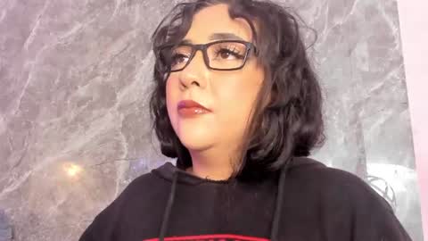 Snapshot of natalyrivers chatting on 5, 7, 2026 Megan online show from 5, 7, 2026