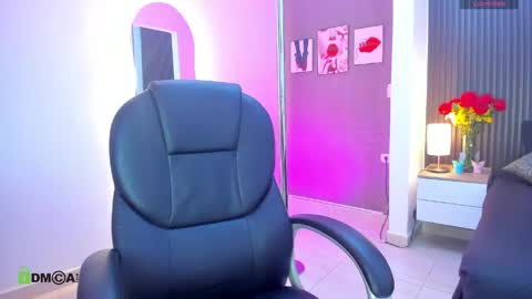 natasha online show from 15, 4, 2026