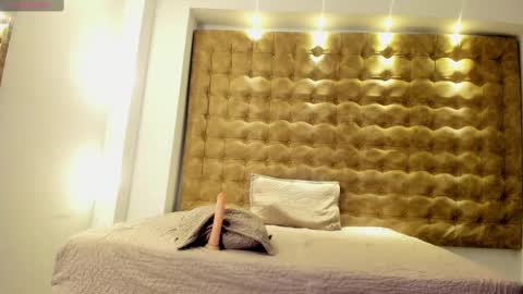   online show from 16, 1, 2025