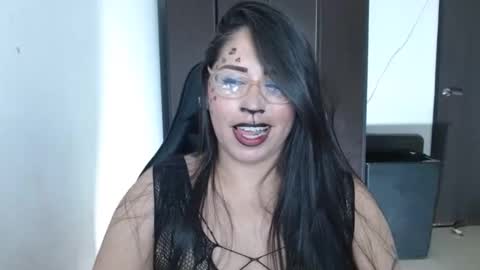 Natasha Smithe  online show from 31, 10, 2025