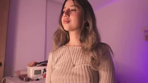 Natasha Independent model online show from 15, 4, 2026