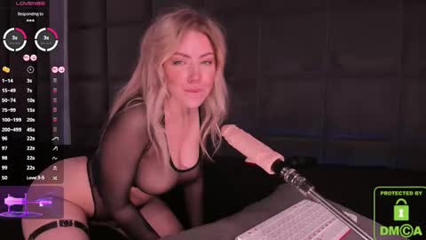 Snapshot of natehalll chatting on 8, 3, 2025 NATE online show from 8, 3, 2025