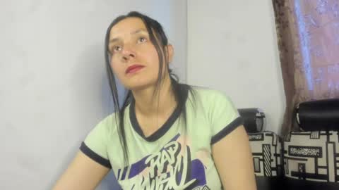 Snapshot of nathaly_love96 chatting on 27, 4, 2026 Nathaly online show from 27, 4, 2026