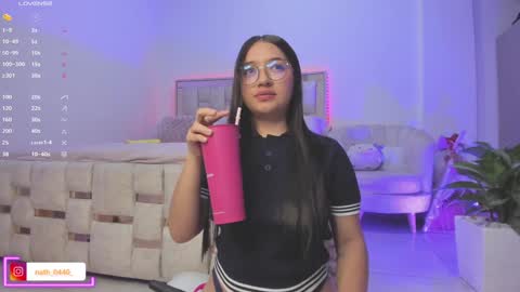 Snapshot of nathaly_star04 chatting on 9, 2, 2025 online show from 9, 2, 2025